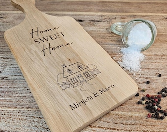 Personalized housewarming gift idea – Home Sweet Home cutting board | Housewarming gift for a new home | Wooden housewarming gift