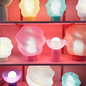 AIR Candy designer lamp – Light-up object made from recycled bioplastic – Soft and responsible style image 2