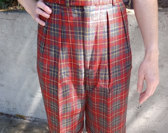 100% wool vintage plaid women's trouser shorts