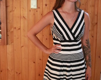 Black and white Striped Dress Size 4. White House- Black Market