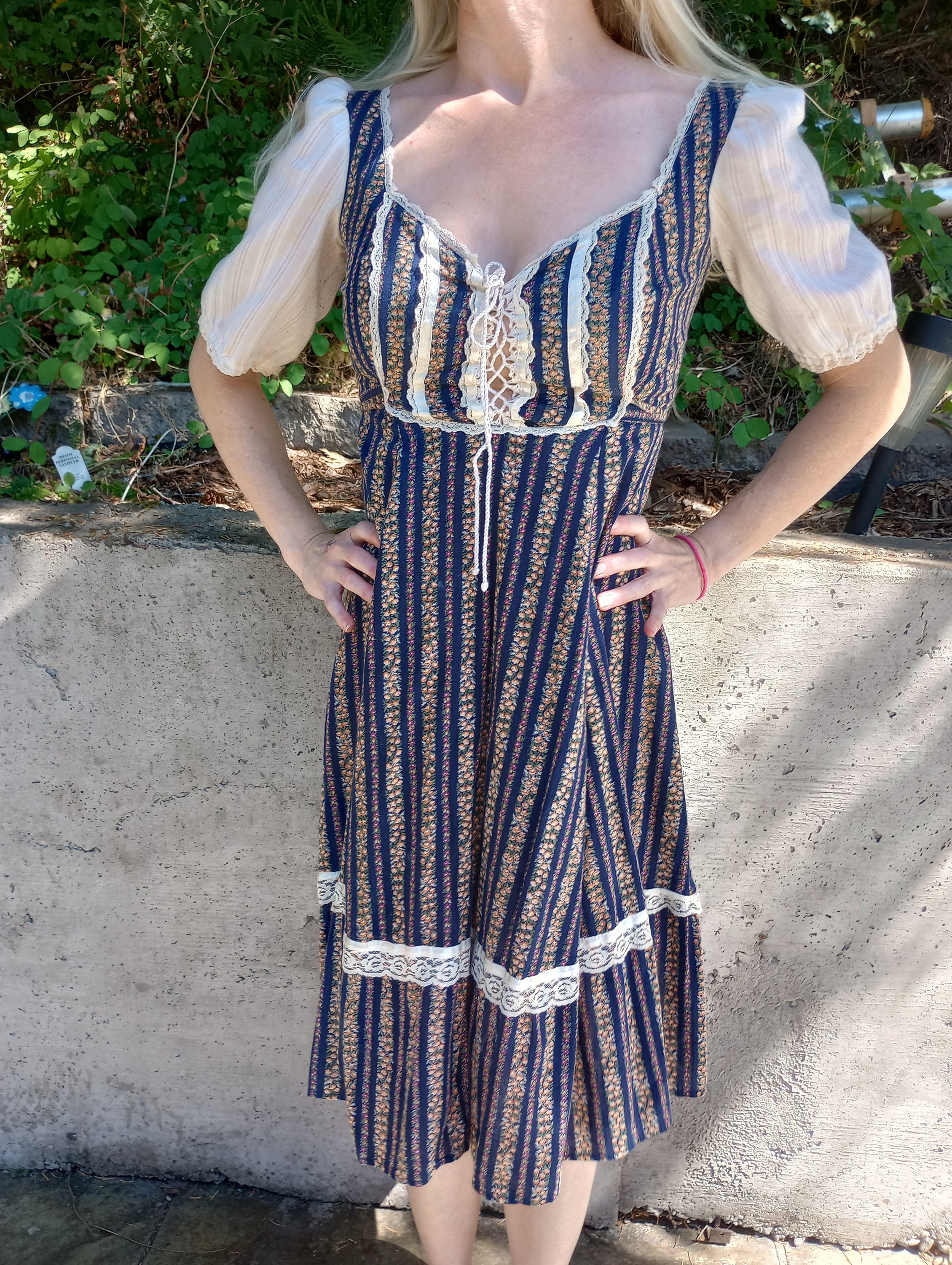 Vintage Blue and White Floral Gunne Sax Style Peasant Dress - Etsy