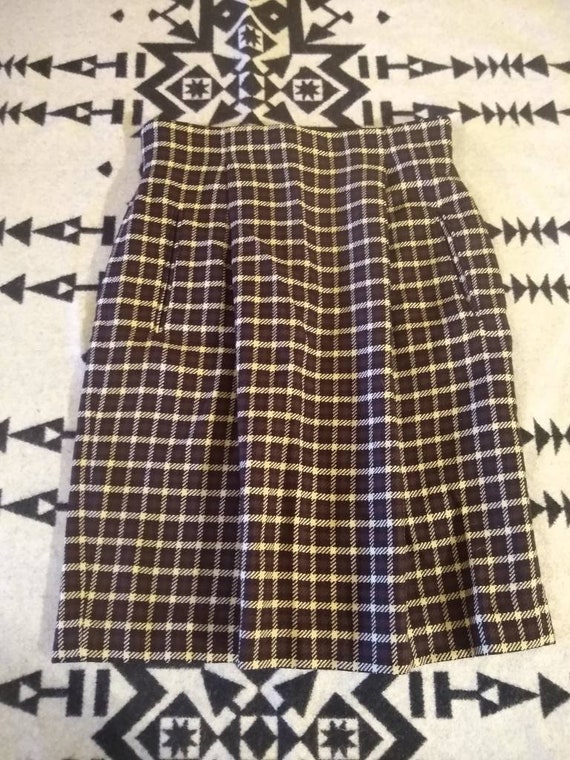 Designer wool Cashmere and silk plaid skirt - image 6
