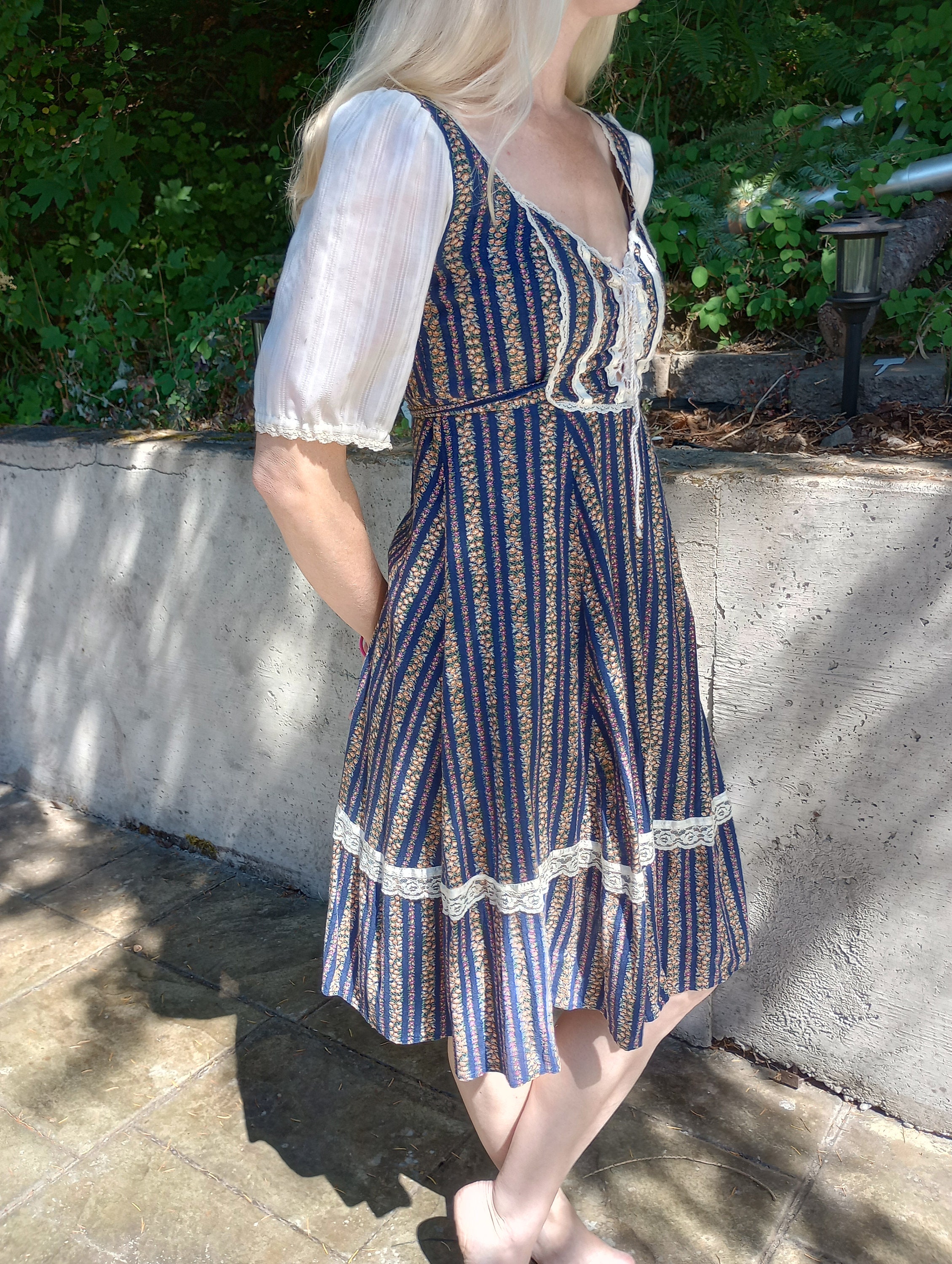 Vintage Blue and White Floral Gunne Sax Style Peasant Dress - Etsy