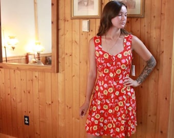 Vintage Red floral summer Sun Dress. Never Worn. Made in USA designer dress fits like modern size 4.