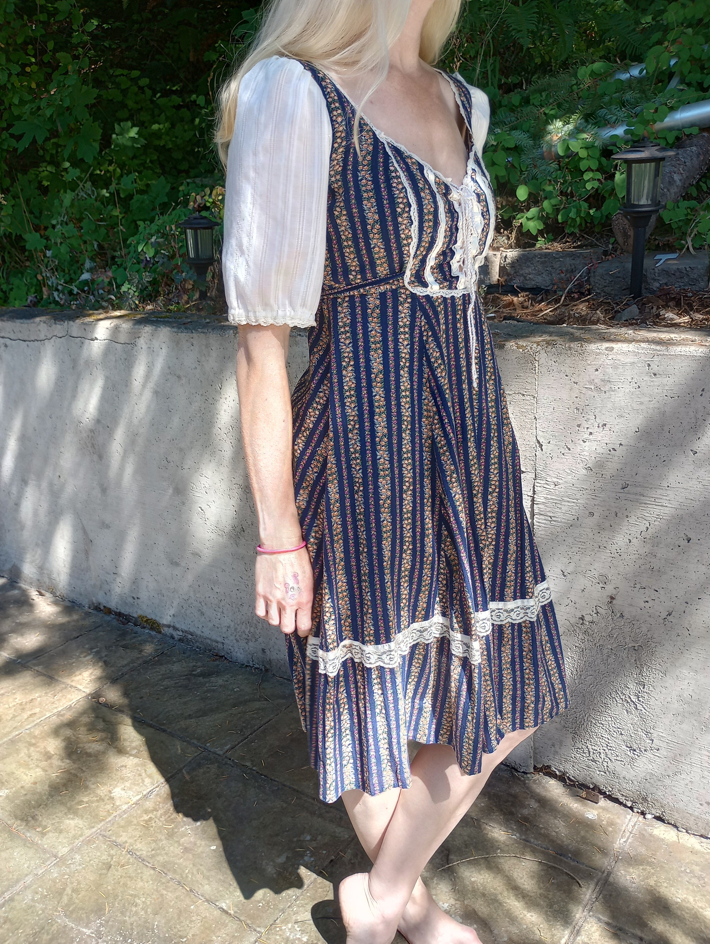 Vintage Blue and White Floral Gunne Sax Style Peasant Dress - Etsy
