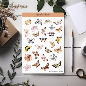Motten und Schmetterlinge Sticker Bogen für Planer, Bujo, Scrapbooking und saisonale Bastelarbeiten - 069