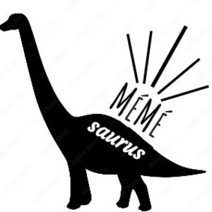 Puede incluir: Silueta negra de un dinosaurio con la palabra "meme" escrita verticalmente en su espalda, con un sol radiante detrás de la palabra.