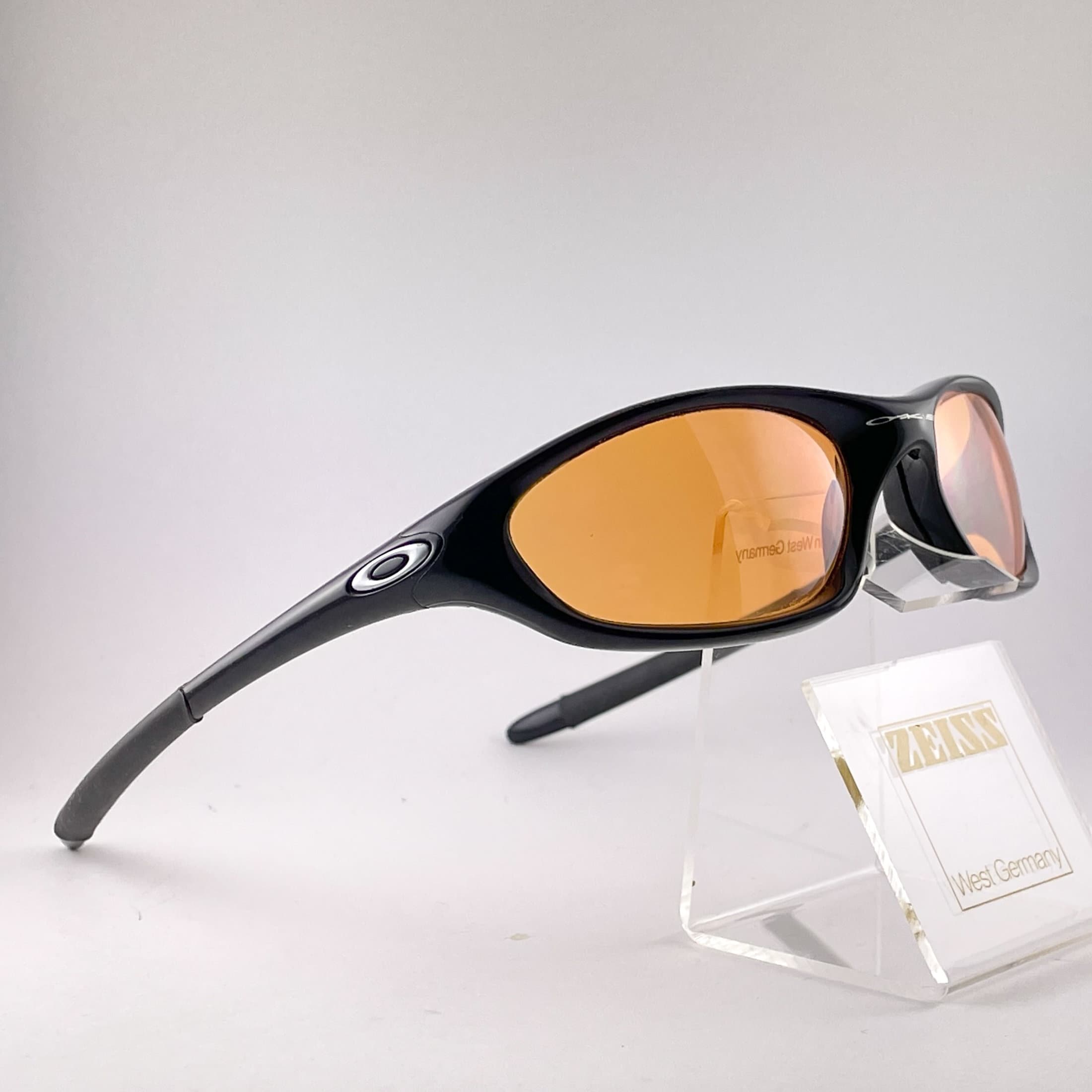 Lunette oakley ancien modele hot sale