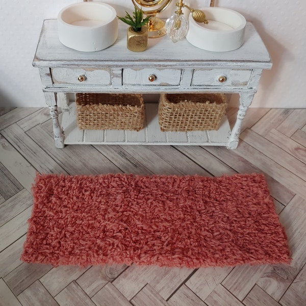 Everly Miniature Fluffy Blush Bath Rug | Dollhouse Bath Rug | Dollhouse Bathroom | Modern Dollhouse |