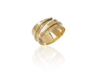 Willow Leaf Gold Ring / Handmade by Skusek