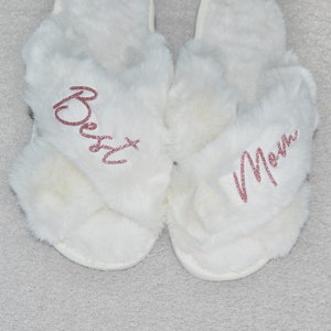 Fuzzy Mom Slippers, Mom Slippers, Gifts for Mom, Fluffy Mom Slippers, Aunt Slippers, Friend Birthday Gifts, Grandma Slippers.