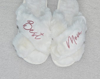 Fuzzy Mom Slippers, Mom Slippers, Gifts for Mom, Fluffy Mom Slippers, Aunt Slippers, Friend Birthday Gifts, Grandma Slippers.