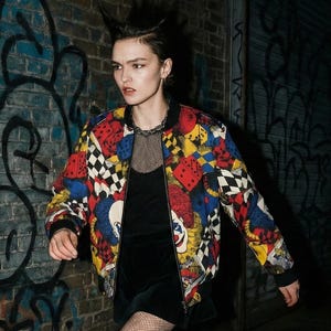 Chaqueta bomber Clowncore / Ropa Weirdcore / Abrigo a cuadros Harlequin / Chaqueta con cremallera Dreamcore Circus