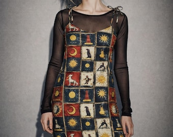 Robe nuisette Tarot céleste | Impression soleil et lune Whimsigoth | Midi à bride à nouer Witchy