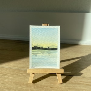 小さな山の夕日の水彩画ミニ絵画