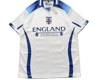 Umbro ENGLAND World Cup Winners 1966 Reissued Soccer/football Red