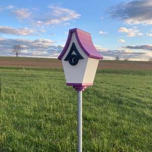 Regal Pole Mount Birdhouse White with Purple Roof image 7