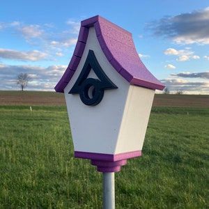 Regal Pole Mount Birdhouse White with Purple Roof image 3