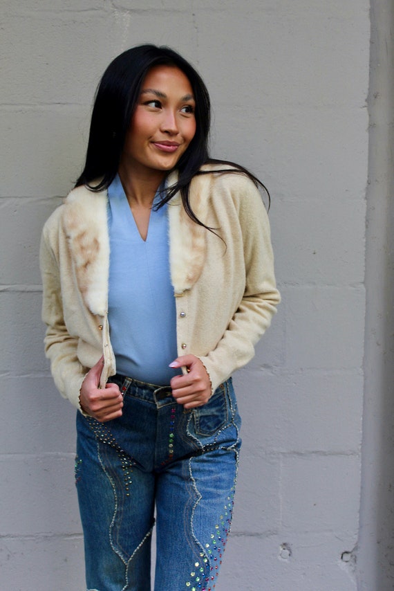Vintage Regalia 1940s Sweater W/ Fur-Lined Collar
