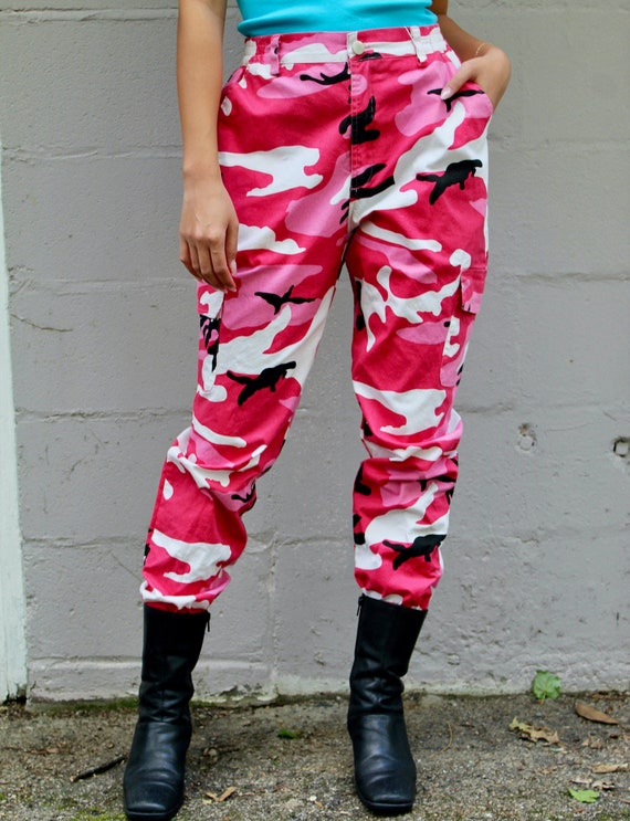 Hot Pink Camo Pants - Gem