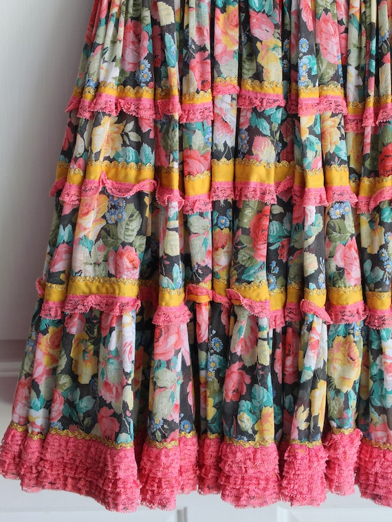 Vintage square dancing dress gem