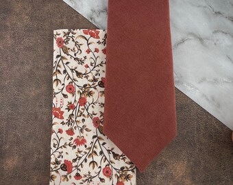 Men&#39;s Coral Clay Slim Velour Necktie & Cream Desert Floral Print Pocket Square Set