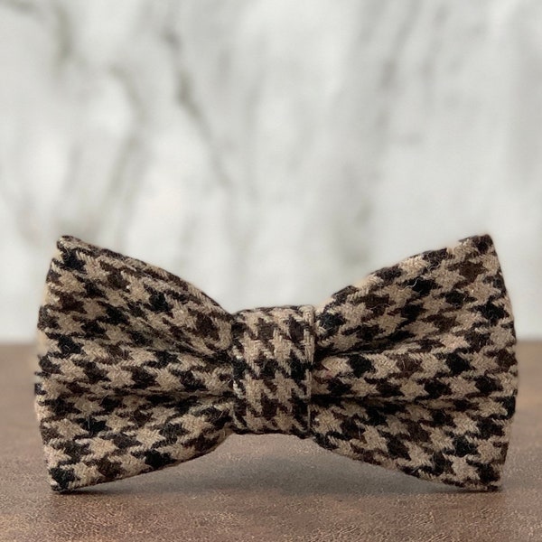 Men’s Houndstooth Pattern Wool Tweed Bow Tie