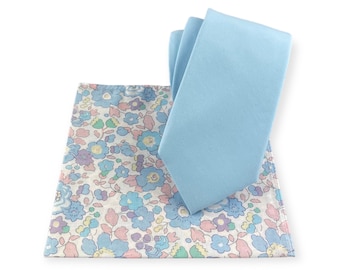 Men’s Light Blue Necktie & Floral Pocket Square Set, Spring Summer Romantic Whimsical Wedding Reception Party Groom Best Man Style