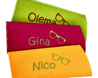 Glasses case embroidered with name and glasses, beautiful colors