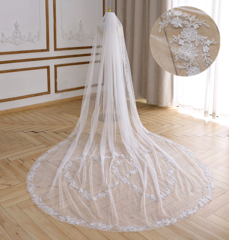 Love Heart Wedding Veil Lace Edge Veil Floral Bridal Veil Cathedral Veil Hem Lace Veil Chapel Lace Veil Sweet Heart Veil All Length