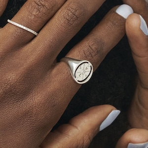Der Kompass Ring Initial Ring | Eiche und Luna | Silber und Gold Vermeil mit Diamant | Minimalistischer Ring mit Gravur | Geschenke zum Muttertag