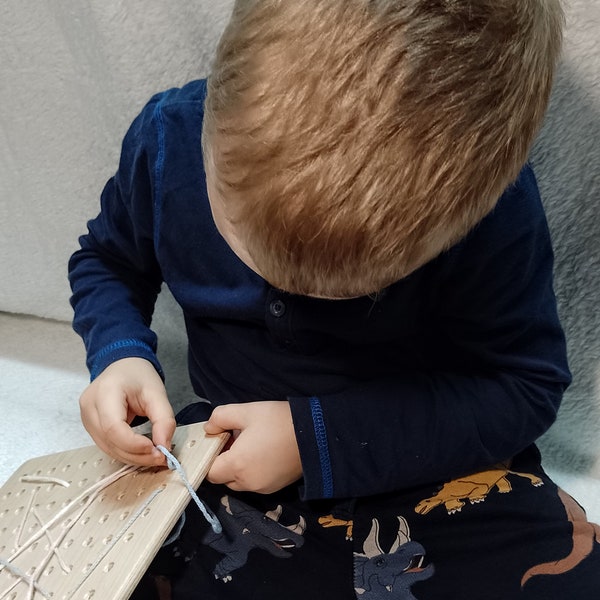Montessori lacing toy board