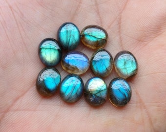 Labradorite Cabochon: Oval Gemstone with Iridescent Flash - 3x5 to 18x25 mm