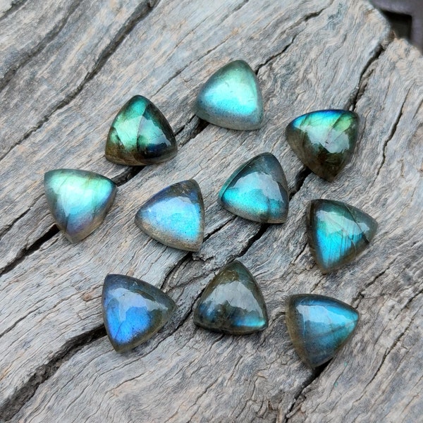 AAA+ Natural Labradorite Trillion Shape Cabochons Flat Back Calibrated Gemstones Wholesale aaa Quality All Sizes Available 4 MM to 30 MM