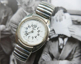 HMT Braille Collectable Winding Watch. Retro Gold Dress Jager Army Tudor Tissot Rolex Casio Anniversary Birthday Gift Ideas Swiss CYMA Japan