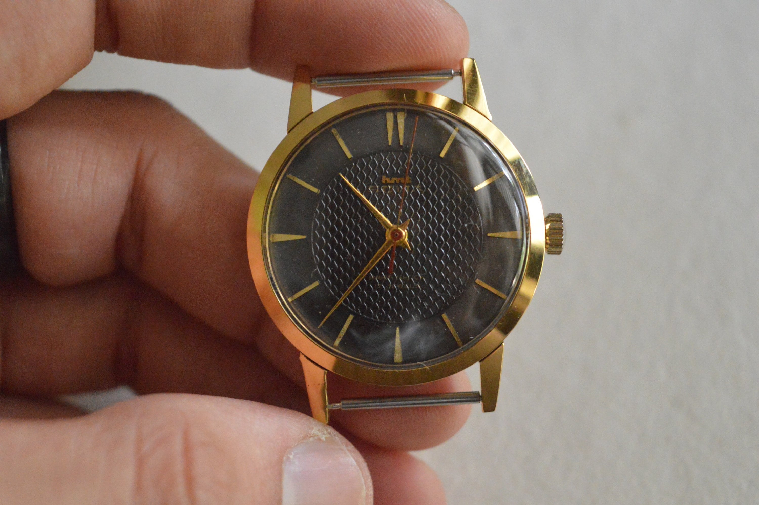Sona brand watch sales
