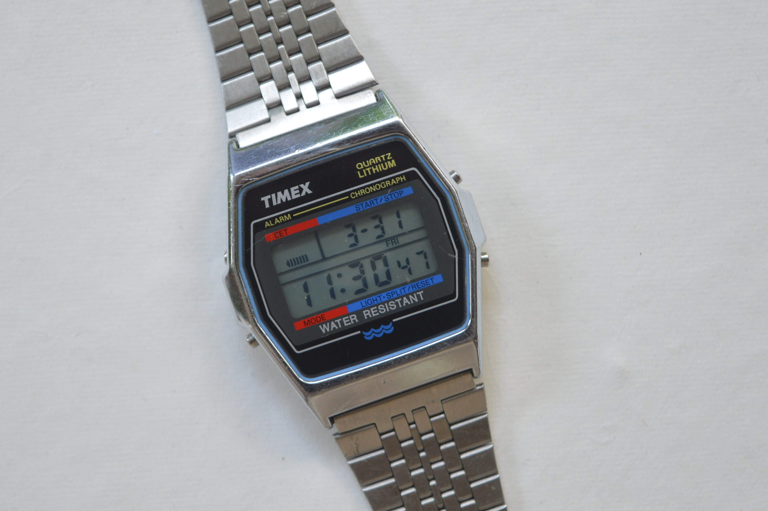 Timex quartz lithium digital watch hotsell