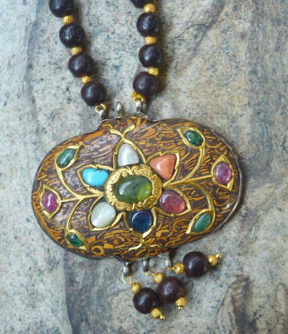 Vintage Mughal Jasper Pendant. Diamond Jewellery … - image 3