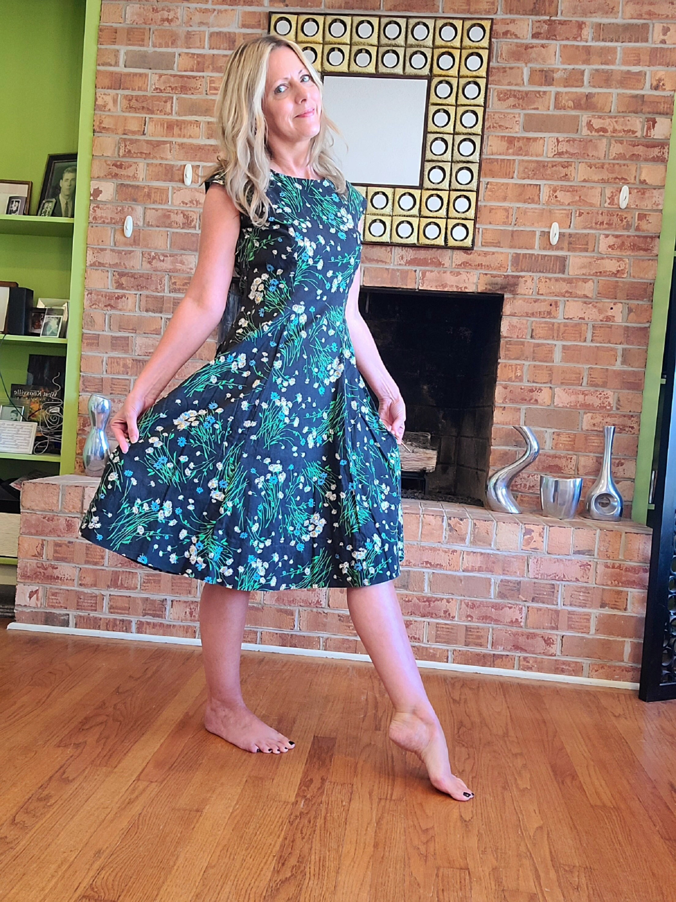 50s floral print flare combo dress [Plus Size] 1950s Multicolored Floral Flare Sleeve Dress