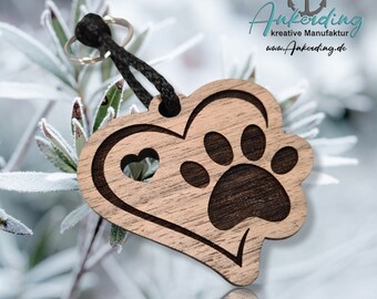 Keychain made of real walnut wood - PAW IN THE HEART -