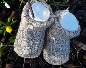 Gestrickte Babyschuhe, VEGAN