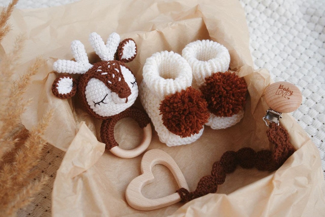 Deer Rattle Box Pregnancy Gift Box: Handmade Deer Rattle & Merino Wool Booties - Etsy