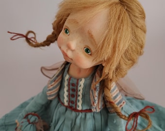Muñeca de arcilla polimérica hecha a mano de 26 cm – Muñeca artística única – Muñeca sentada de interior – Escultura coleccionable