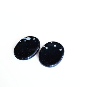 Snowflake Obsidian Worry Stone