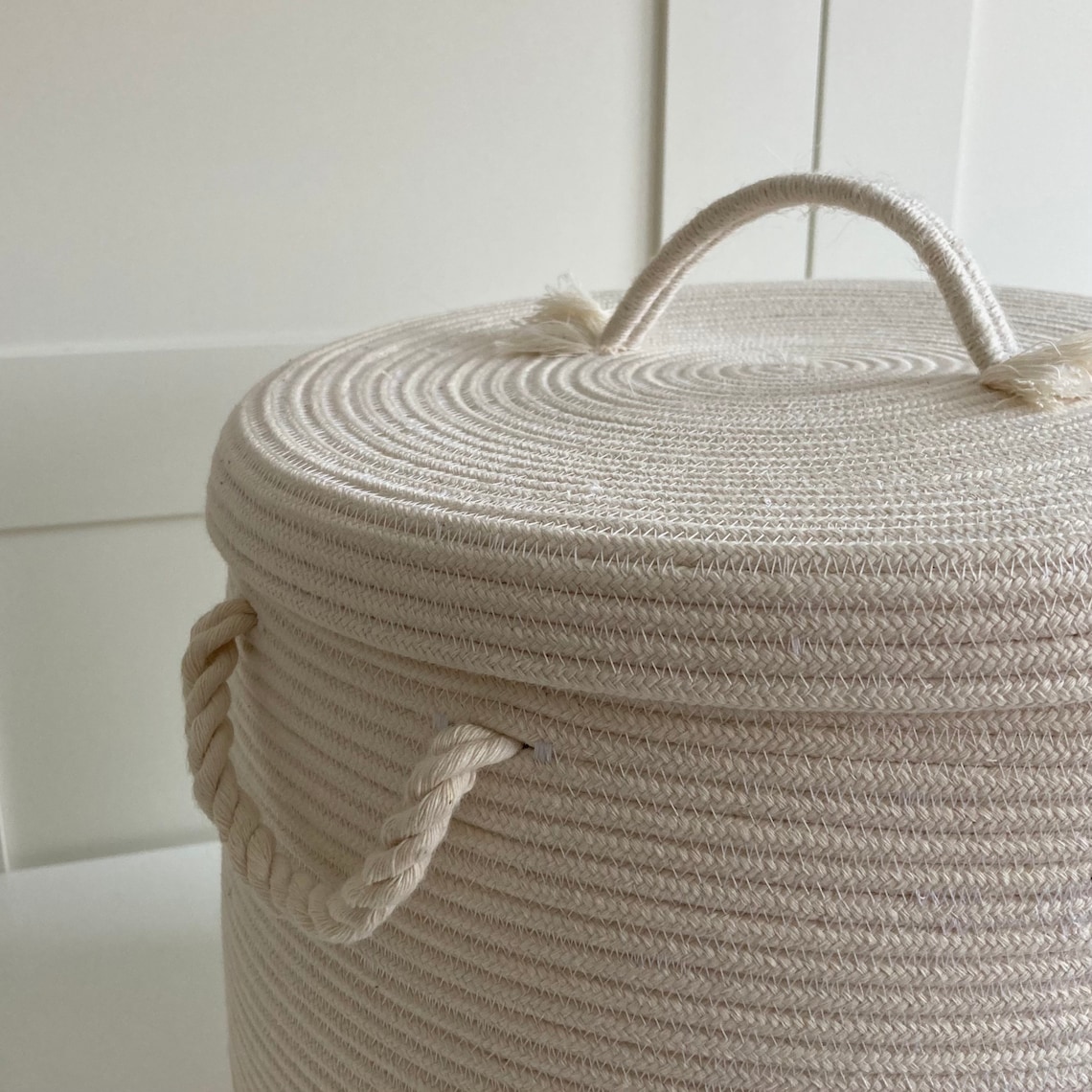White laundry hamper Rope basket with lid Etsy