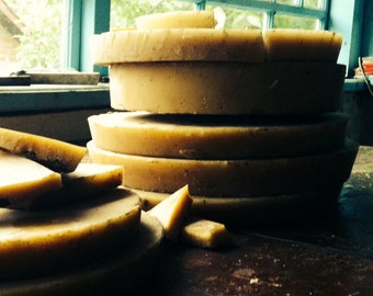 100% Pure Beeswax Raw Wax from Bees Natural Organic Beeswax for Candle Making Enviromental Friendly