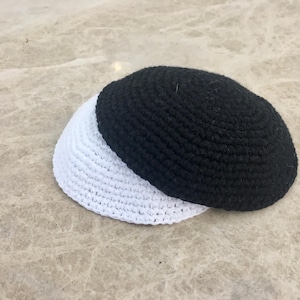 Set of 2 Kippot Srugot Black and White Crochet Hand Knitted Yarmulke Cotton Yarns 6.5” 16.5cm