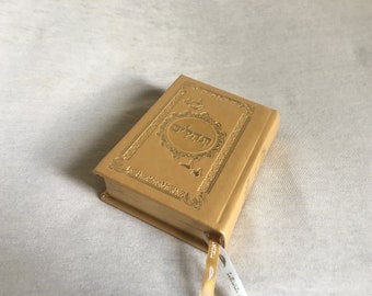 The Tehillim Prayer Book King David Psalms Mini Edition Pocket Size Faux Leather Cover Hebrew Words Rosh Hashanah Gift