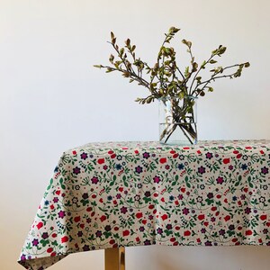 Linen tablecloth-Tablecloth-Table linens-Meadow floral pattern print tablecloth-Organic Linen Tablecloth- Custom length-Handmade tablecloth
