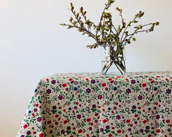 Linen tablecloth-Tablecloth-Table linens-Meadow floral pattern print tablecloth-Organic Linen Tablecloth- Custom length-Handmade tablecloth